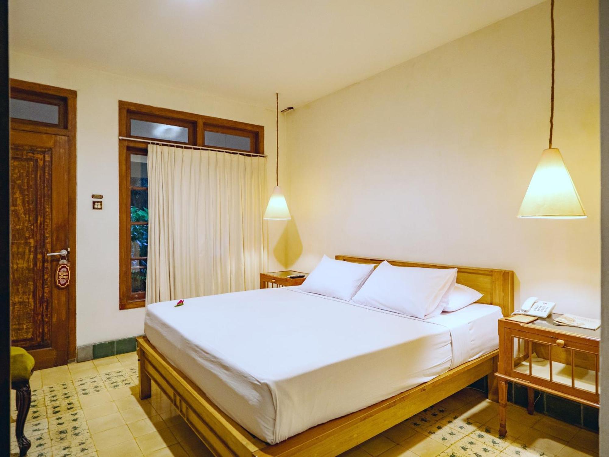 Hotel Tugu Blitar מראה חיצוני תמונה