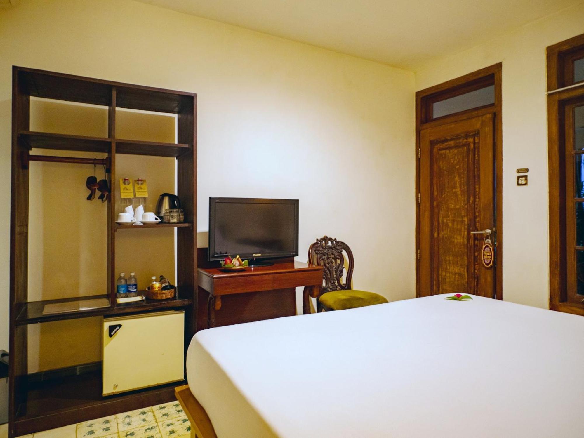 Hotel Tugu Blitar מראה חיצוני תמונה