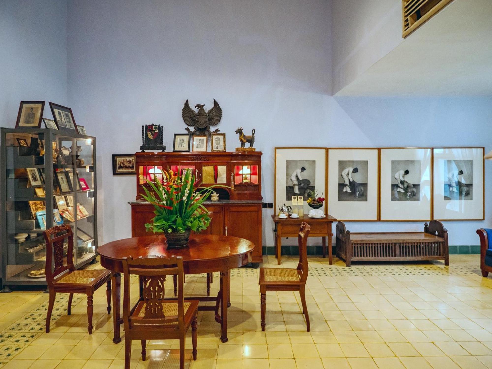 Hotel Tugu Blitar מראה חיצוני תמונה