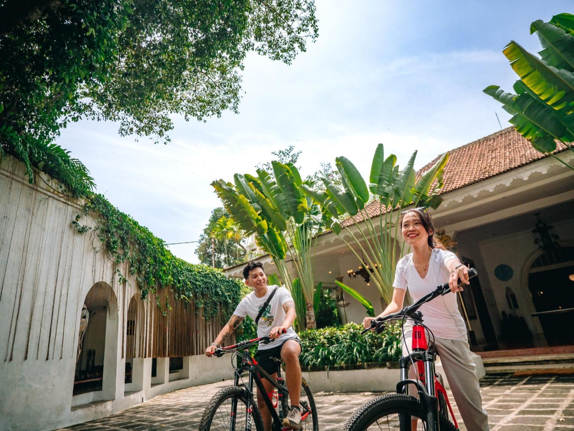 Hotel Tugu Blitar מראה חיצוני תמונה