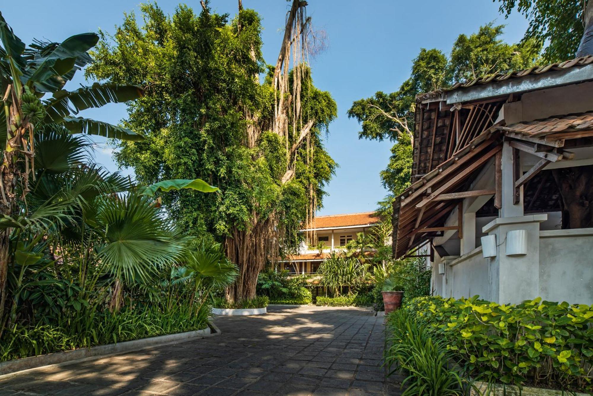 Hotel Tugu Blitar מראה חיצוני תמונה