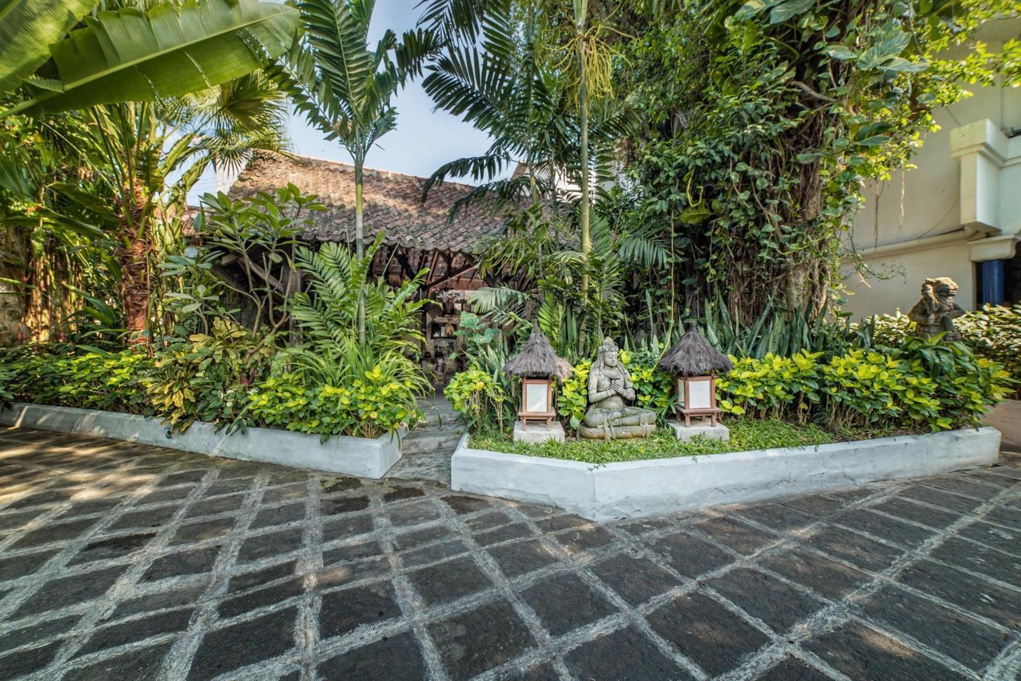 Hotel Tugu Blitar מראה חיצוני תמונה